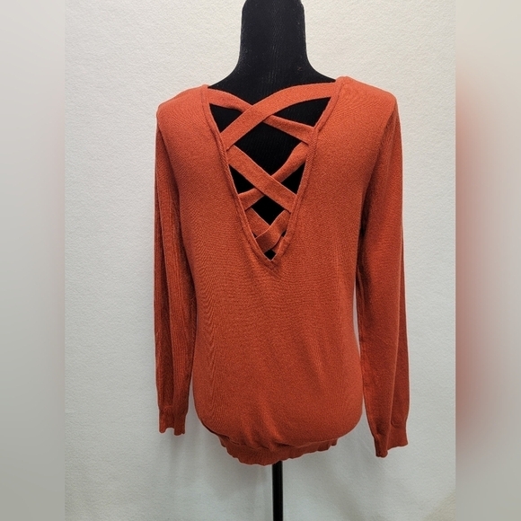 Love Ellie Mia Back Detail V-Neck Sweater Burnt Orange Women's Size Medium - Picture 5 of 11